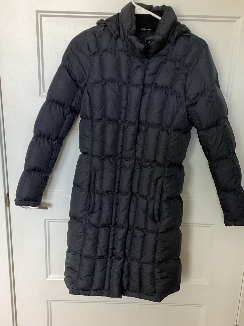 The North Face Women's Black Long Down Puffer Coat